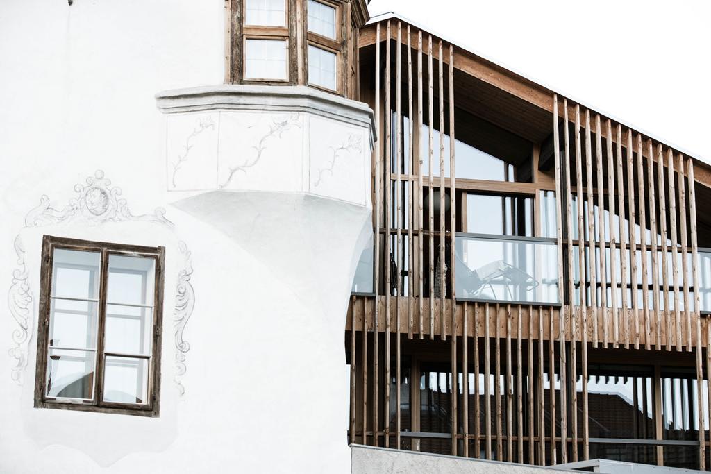 Hotel Weisses Kreuz Burgusio Exteriör bild